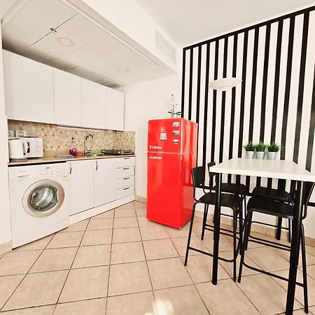 Go To Apartments In Leonardo บัตยัม ภายนอก รูปภาพ
