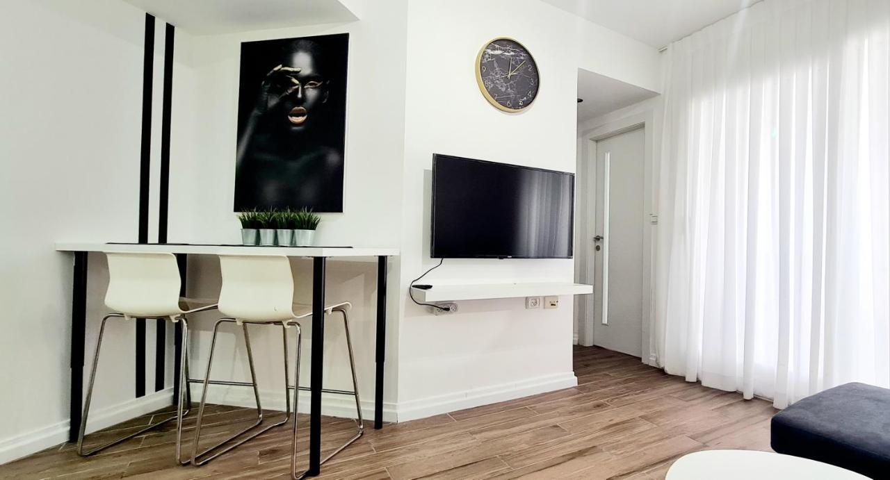 Go To Apartments In Leonardo บัตยัม ภายนอก รูปภาพ